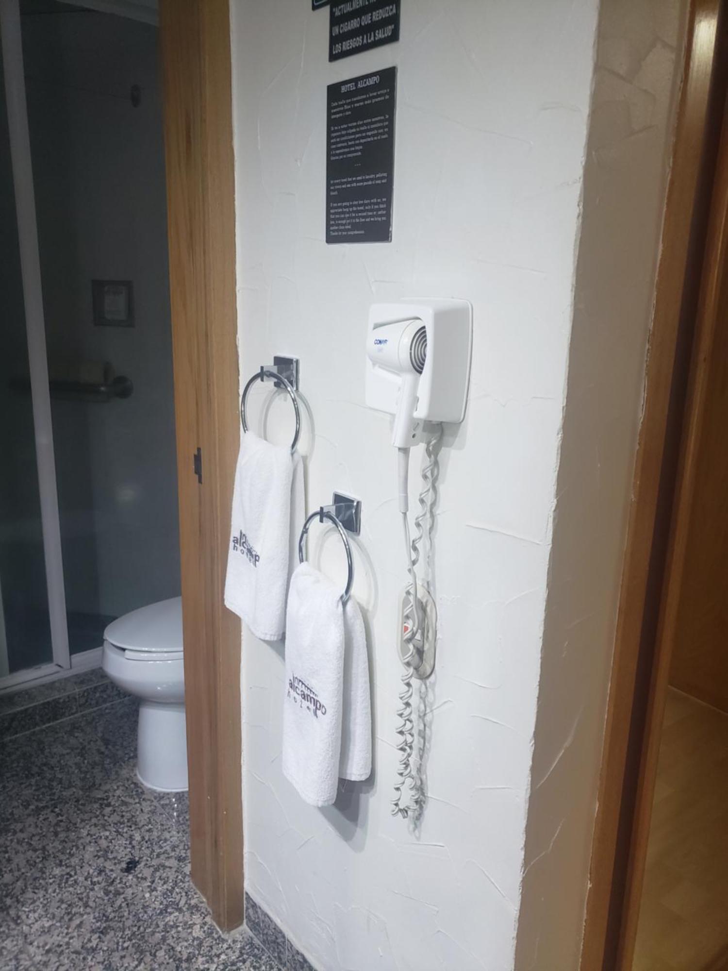 Hotel Alcampo Miranda الغرفة الصورة