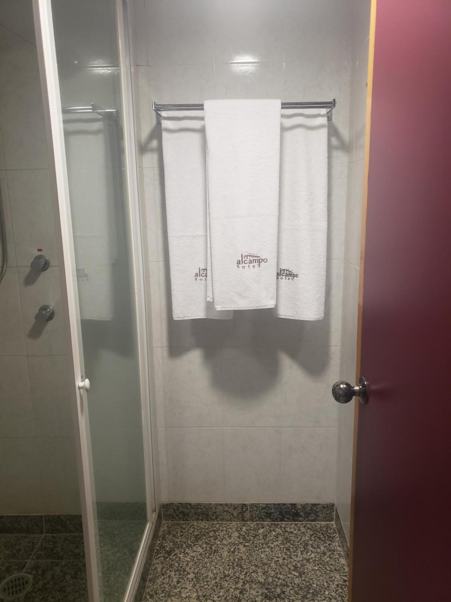 Hotel Alcampo Miranda الغرفة الصورة